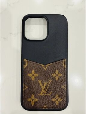 Louis Vuitton iPhone 15/16 Pro Max Case - Pallas Bumper